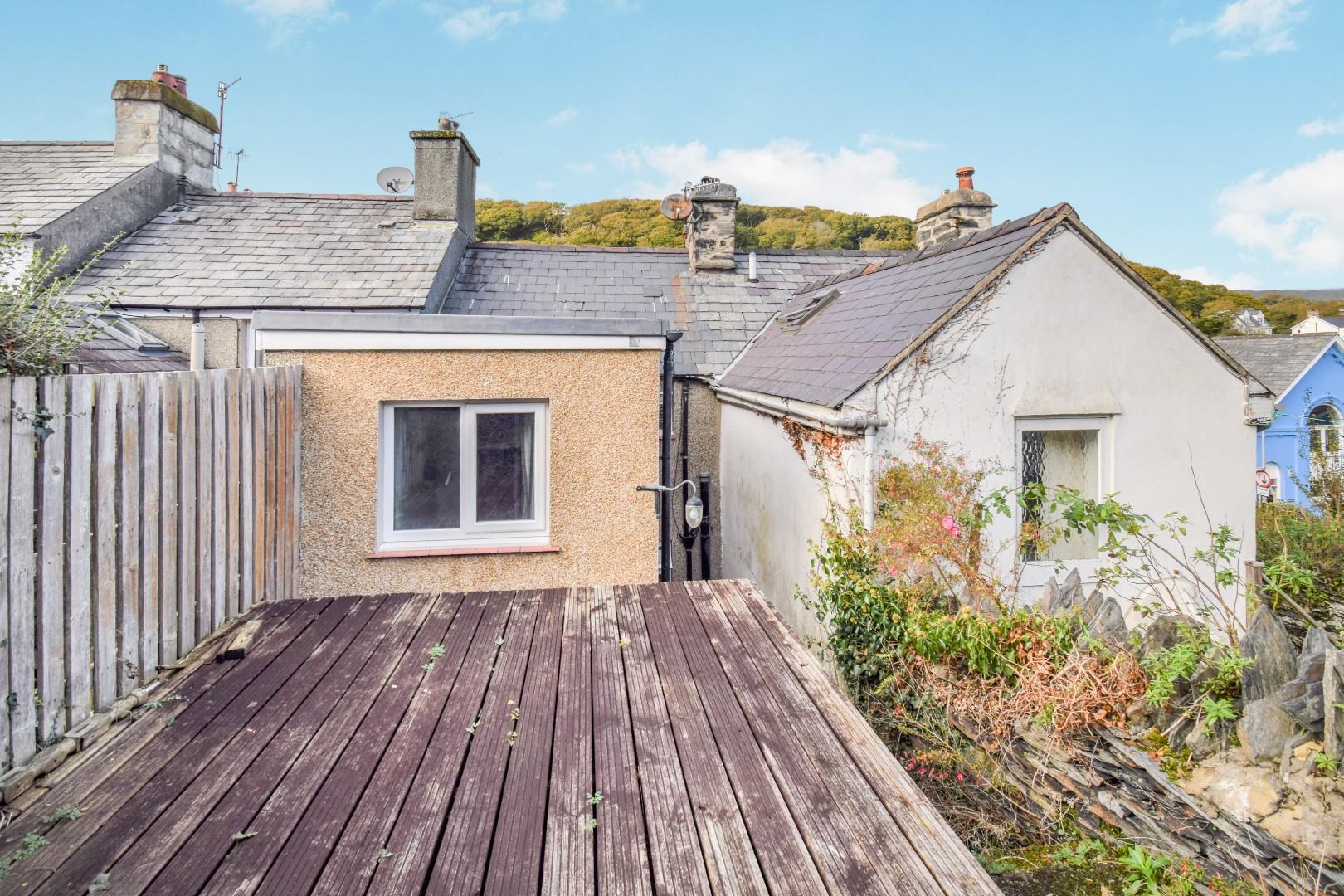 Tom Parry Mersey Street, BorthYGest, Porthmadog